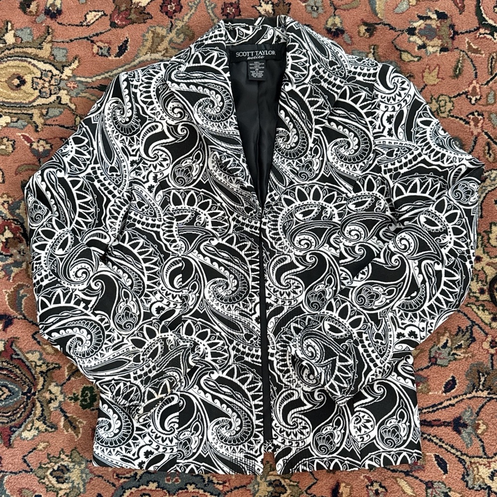 Scott Taylor Black and White Paisley Blazer
